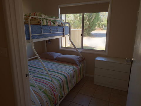 Lazy Lobster Holiday Units & Chalets - Darwin Holiday 22