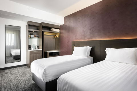 Holiday Inn West Perth, An IHG Hotel - Darwin Holiday 14