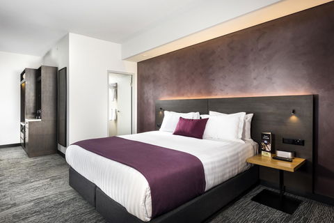 Holiday Inn West Perth, An IHG Hotel - Darwin Holiday 16