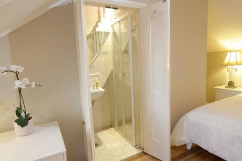 Stunning Terrace In Centennial Park - Darwin Holiday 18