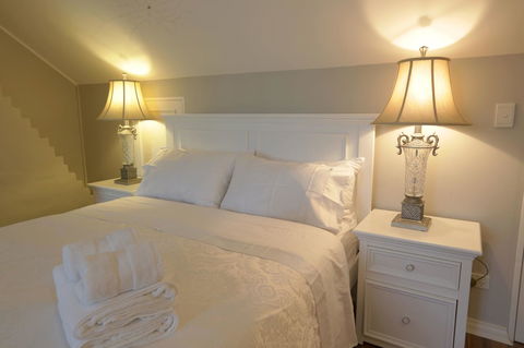 Stunning Terrace In Centennial Park - Darwin Holiday 13