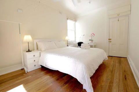 Stunning Terrace In Centennial Park - Darwin Holiday 9