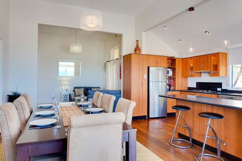 Cottesloe Beach House I - Darwin Holiday 19