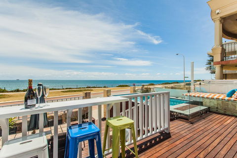 Cottesloe Beach House I - Darwin Holiday 11