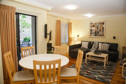 Perth Short Stays - Darwin Holiday 13