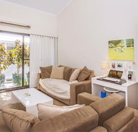 Home Apartment - Perth City Centre - Free WiFi - Darwin Holiday