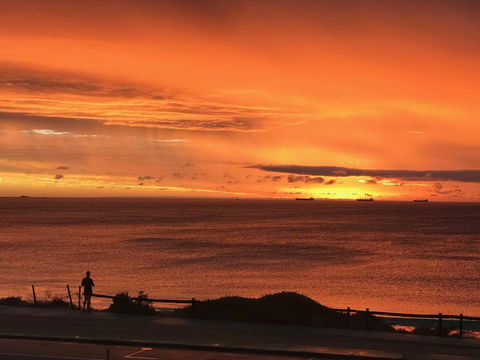 Cottesloe Beachfront Ocean View Apartment - Darwin Holiday 14