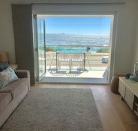 Cottesloe Beachfront Ocean View Apartment - Darwin Holiday