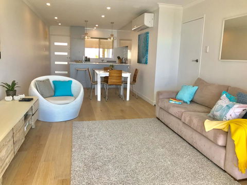 Cottesloe Beachfront Ocean View Apartment - Darwin Holiday 7