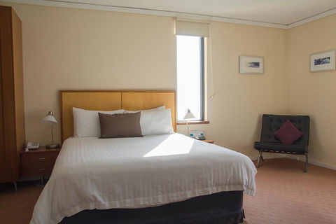 Ocean Beach Hotel - Darwin Holiday 1