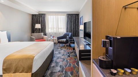 Holiday Inn Perth City Centre, An IHG Hotel - Darwin Holiday 25