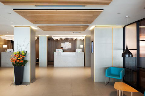 Holiday Inn Perth City Centre, An IHG Hotel - Darwin Holiday 14