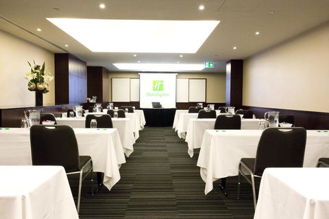 Holiday Inn Perth City Centre, An IHG Hotel - Darwin Holiday 44