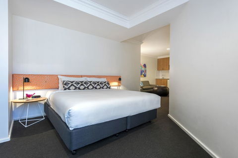 Oaks Perth Hotel - Darwin Holiday 2