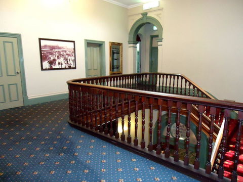 The Palace Hotel Kalgoorlie - Darwin Holiday 5