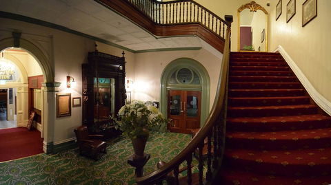The Palace Hotel Kalgoorlie - Darwin Holiday 4