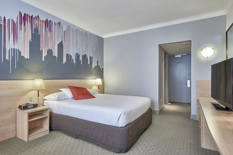 Mercure Perth - Darwin Holiday 34
