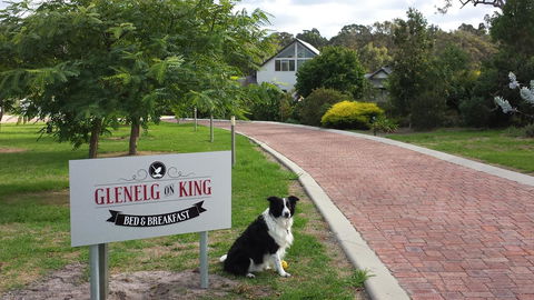 Glenelg On King Bed & Breakfast - Darwin Holiday 12
