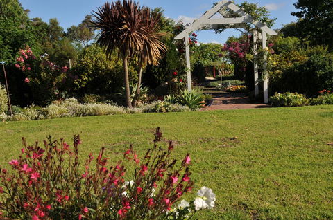 Glenelg On King Bed & Breakfast - Darwin Holiday 16