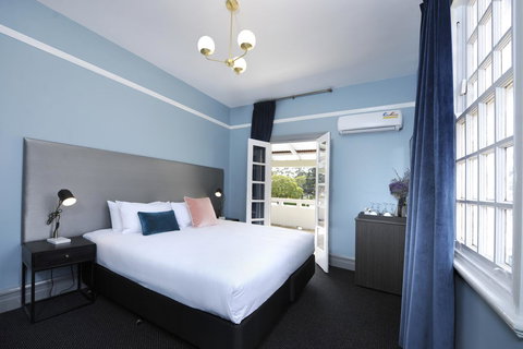 The Stirling Arms Hotel - Darwin Holiday 0