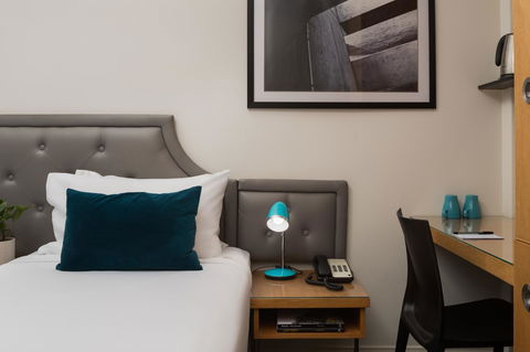 Pensione Hotel Perth - Darwin Holiday 9