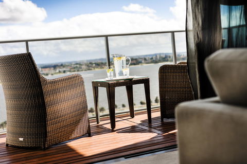 Fraser Suites Perth - Darwin Holiday 7