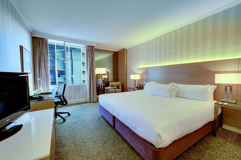 Parmelia Hilton Perth - Darwin Holiday 24