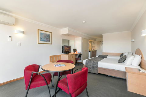 Great Eastern Motor Lodge - Darwin Holiday 24