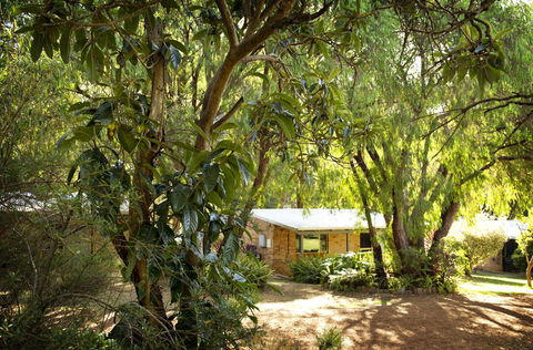 Peppermint Brook Cottages - Darwin Holiday 13