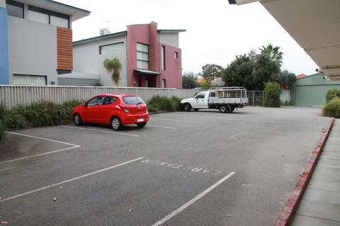 Malibu Apartments - Perth - Darwin Holiday 16