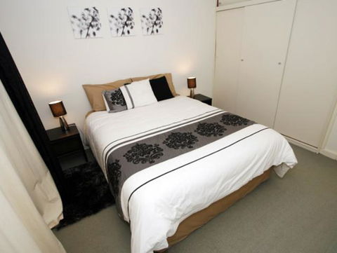 Malibu Apartments - Perth - Darwin Holiday 2