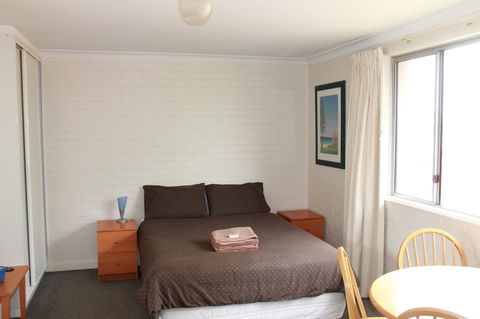 Malibu Apartments - Perth - Darwin Holiday 3