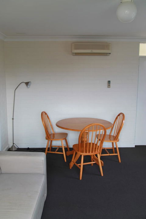 Malibu Apartments - Perth - Darwin Holiday 6