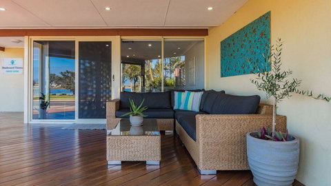 Starboard Views Kalbarri - River Front Apartment - Darwin Holiday 9