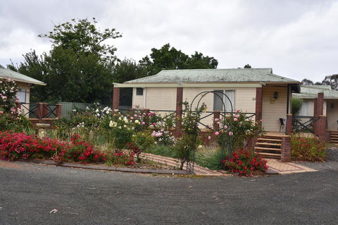 Mount Barker Valley Views Motel & Chalets, Western Australia - Darwin Holiday 31