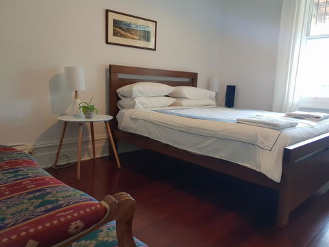 Captain\'s Heritage Cottage - Central Fremantle 2 Bedroom Historic Cottage - Darwin Holiday 1