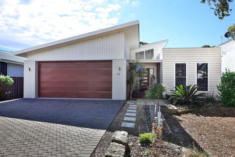 Calming Waters - Pet Friendly - Community Pool - Darwin Holiday 35