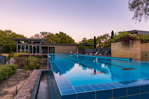 Aqua Resort Busselton - Darwin Holiday 0
