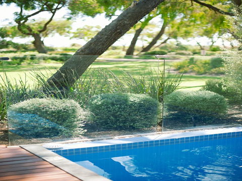 Aqua Resort Busselton - Darwin Holiday 19