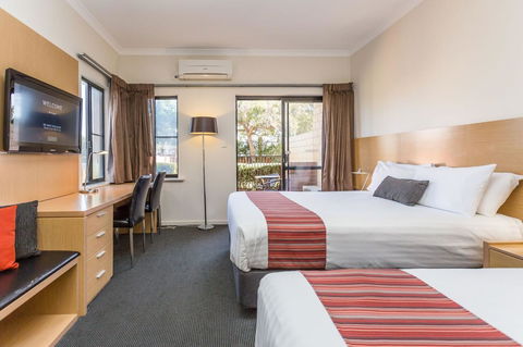 Country Comfort Perth - Darwin Holiday 32