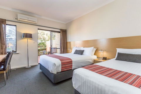 Country Comfort Perth - Darwin Holiday 34