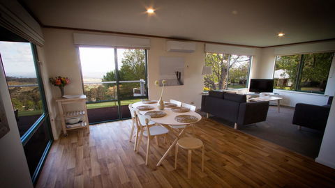 Karri Mia Chalets And Studios - Darwin Holiday 8