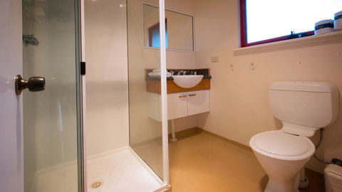 Karri Mia Chalets And Studios - Darwin Holiday 26