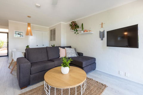 Number 72 Kalbarri Riverview Apartments - Darwin Holiday 2