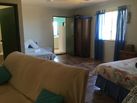 Surf Shack - Darwin Holiday 0