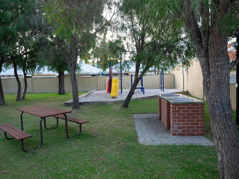 FortyOne - Oceanside Retreat Busselton - Darwin Holiday 41