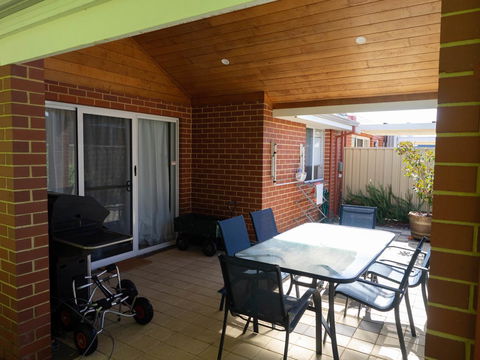 FortyOne - Oceanside Retreat Busselton - Darwin Holiday 28