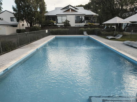 FortyOne - Oceanside Retreat Busselton - Darwin Holiday 15