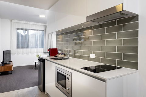 Ramada By Wyndham VetroBlu Scarborough Beach - Darwin Holiday 12