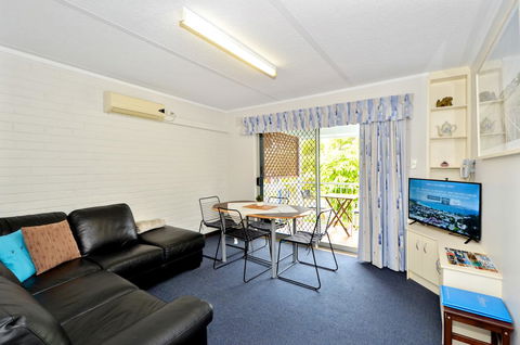 Dolphin Lodge Albany - Self Contained Apartments At Middleton Beach - Darwin Holiday 1
